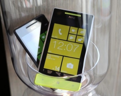 HTC 8X